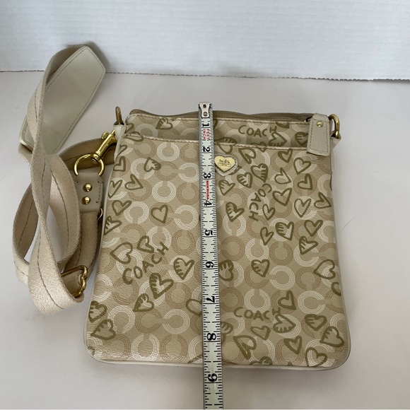 COACH 43758 Waverly Hearts Gold & Khaki PVC Crossbody Swingpack - Picture 5 of 16